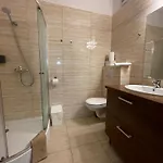 Pod Sosnami - Basen, Sauna, Garaz, Obok Nadmorskiego Lasu - 4 Pory Roku Jastrzębia Góra