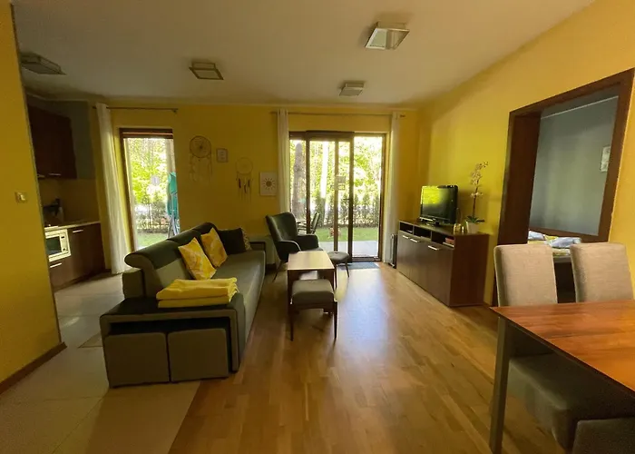 شقة Z Ogrodkiem, Basen, Garaz, 4 Pory Roku Jastrzębia Góra