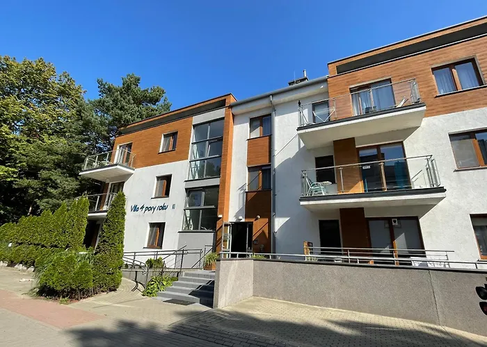 Z Ogrodkiem, Basen, Garaz, 4 Pory Roku * Jastrzębia Góra